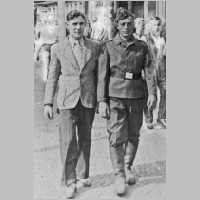 077-0004 V.l. Franz Sahm und Fritz Sahm, beide im 2. Weltkrieg vermisst.jpg